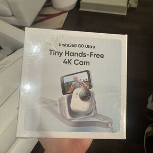 GO Ultra Tiny Hands-Free 4K Cam - White